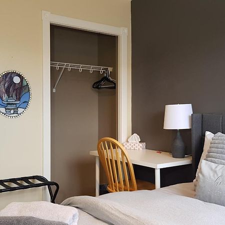 Tuscan Ridge Guesthouse Calgary West Dış mekan fotoğraf
