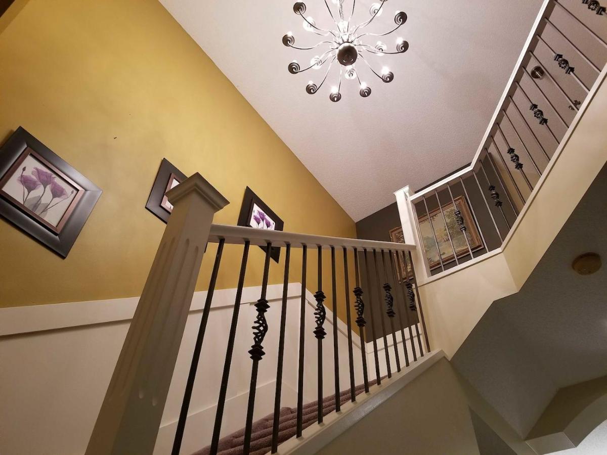 Tuscan Ridge Guesthouse Calgary West Dış mekan fotoğraf