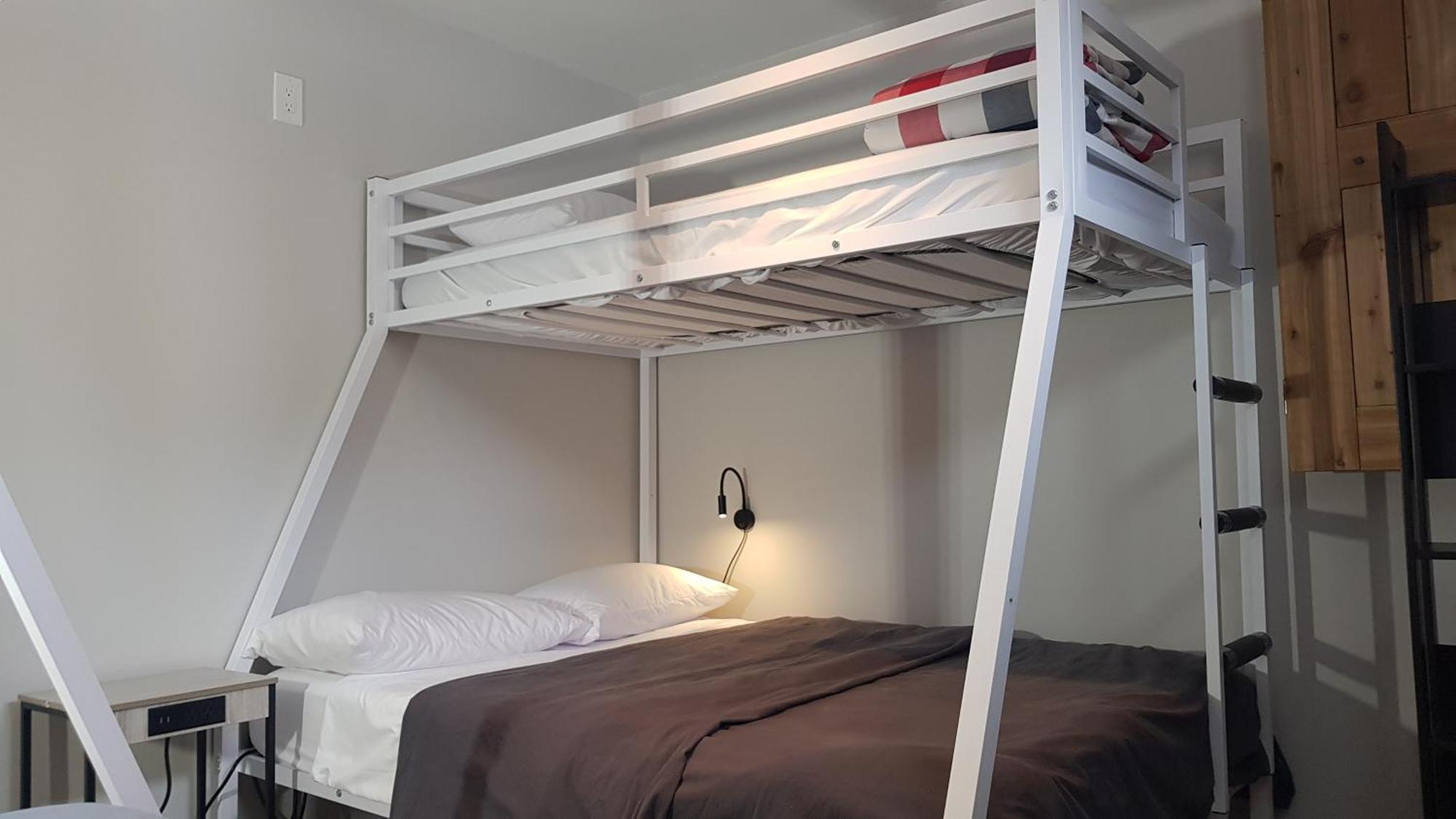Tuscan Ridge Guesthouse Calgary West Dış mekan fotoğraf